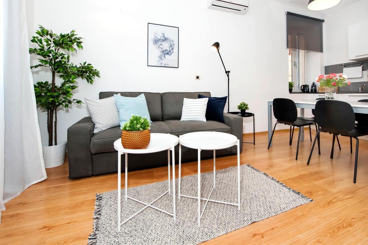 Apartment Mimi Rovigno Esterno foto