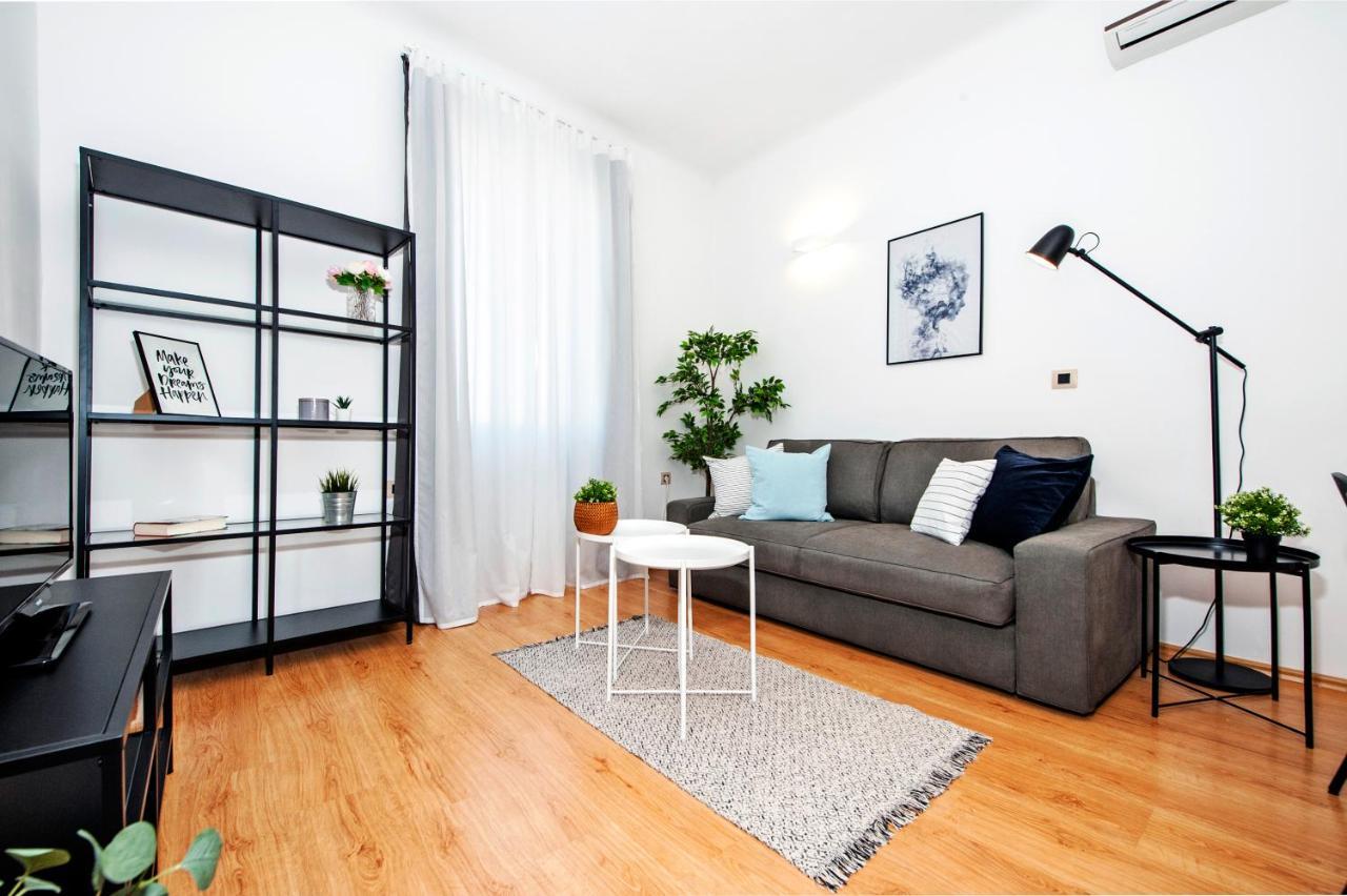 Apartment Mimi Rovigno Esterno foto