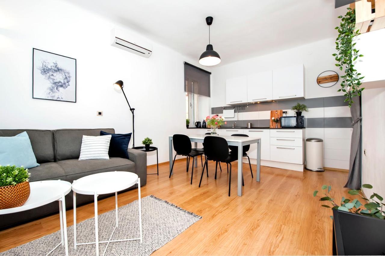 Apartment Mimi Rovigno Esterno foto