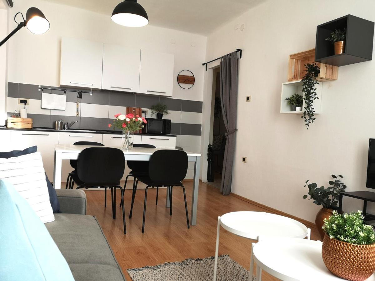 Apartment Mimi Rovigno Esterno foto